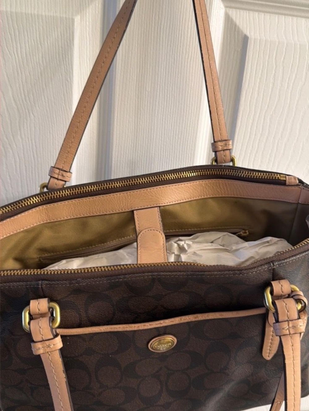 Coach Brown Signature Canvas Shoulder Bag with Tan Trim - Picture 2 of 3
